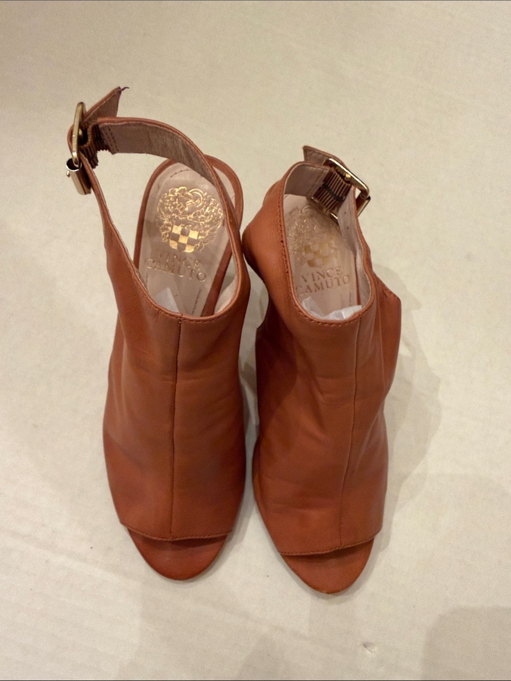 Vince Camuto Cognac Leather Peep-Toe Slingback Heels size 7 VGUC